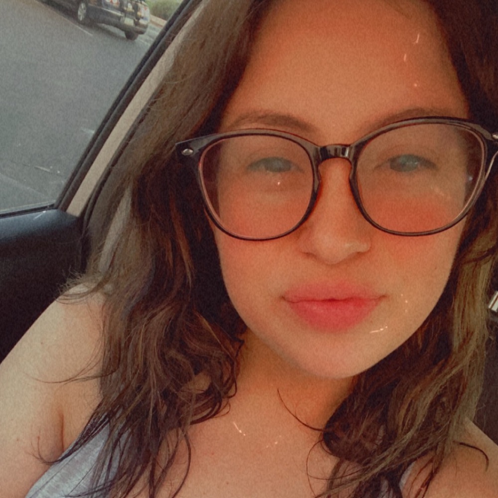 Meet your Posher, Danica